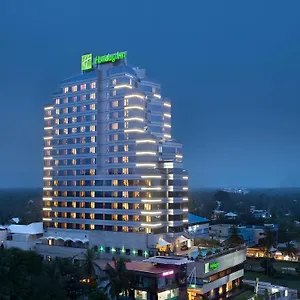 5* فندق هوليداي إن كوتشي